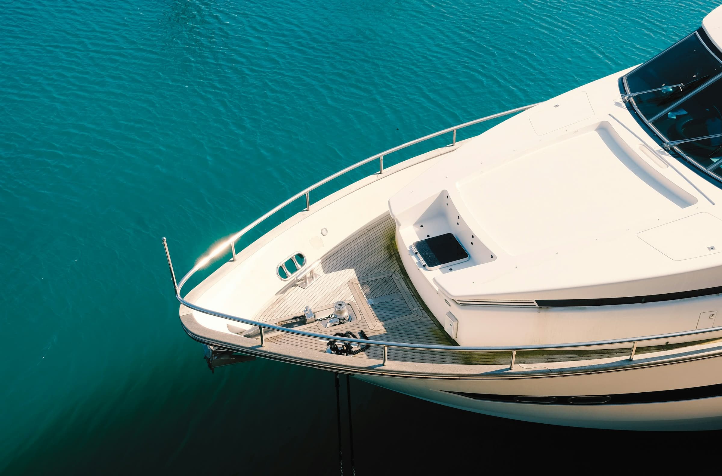 yacht-side.png