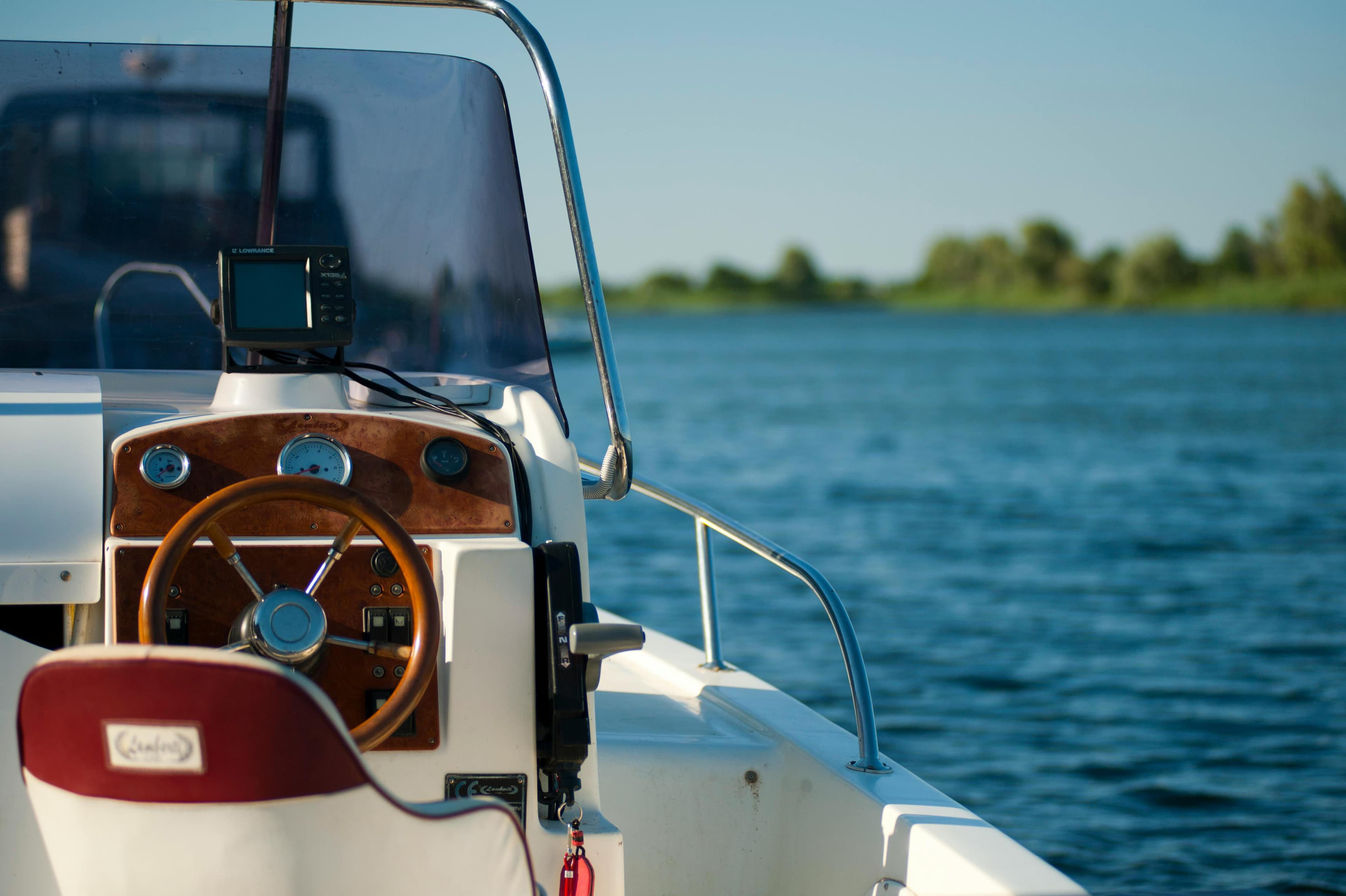 yacht-wheel.jpg
